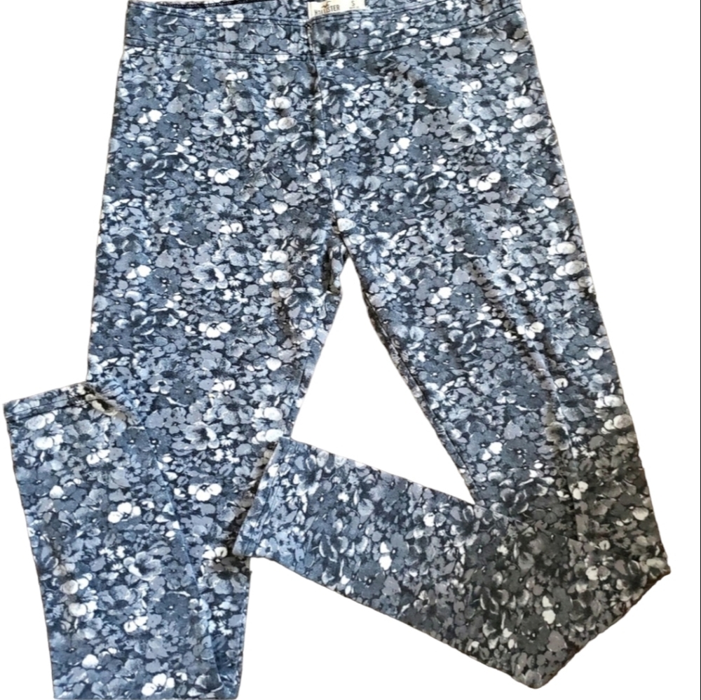 Hollister Gray Floral Leggings Small